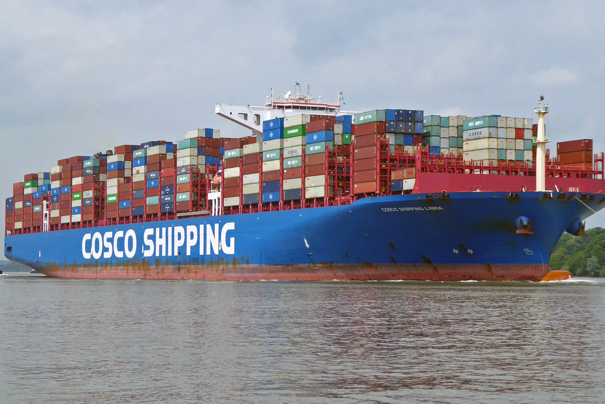 Key Services Offered by Cosco Shipping Lotus