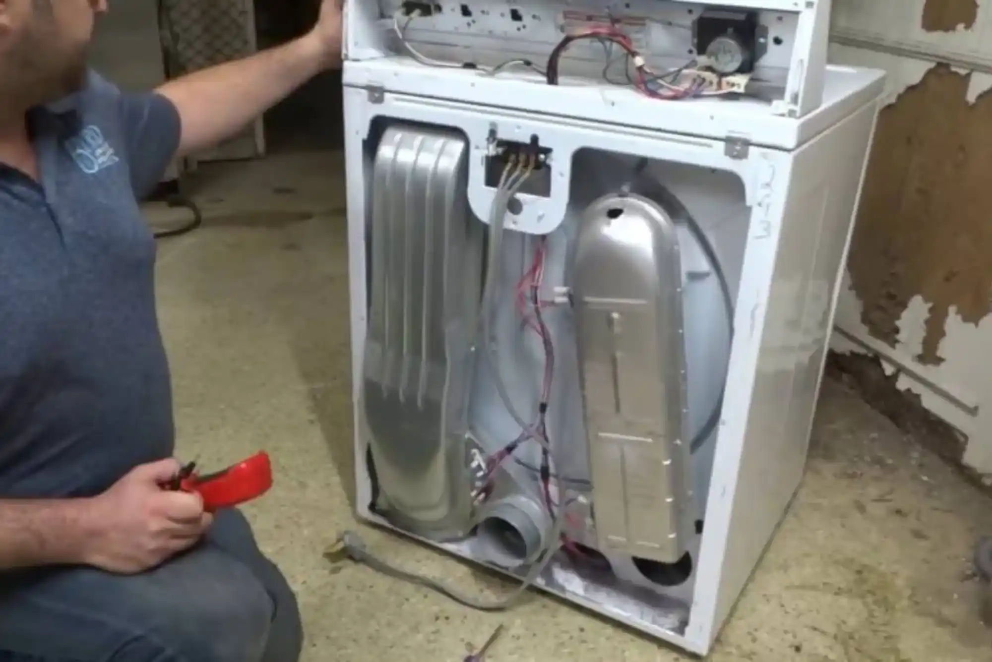 Signs of Dryer Cycling Thermostat Failure