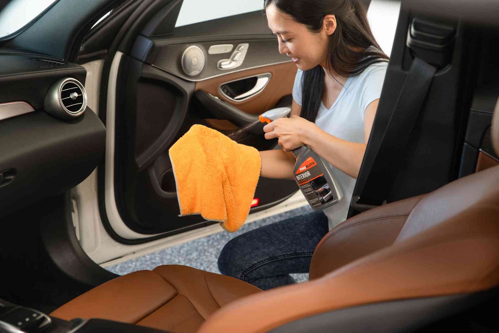 How to Reduce Noise Inside Your Car Cabin